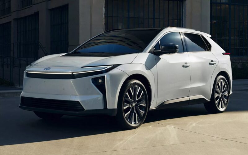 أسعار تويوتا bZ موديل 2026 في السعودية للباحثين عن الأناقة